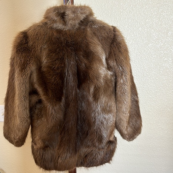 Gorgeous genuine beaver fur bomber jacket - Picture 2 of 3